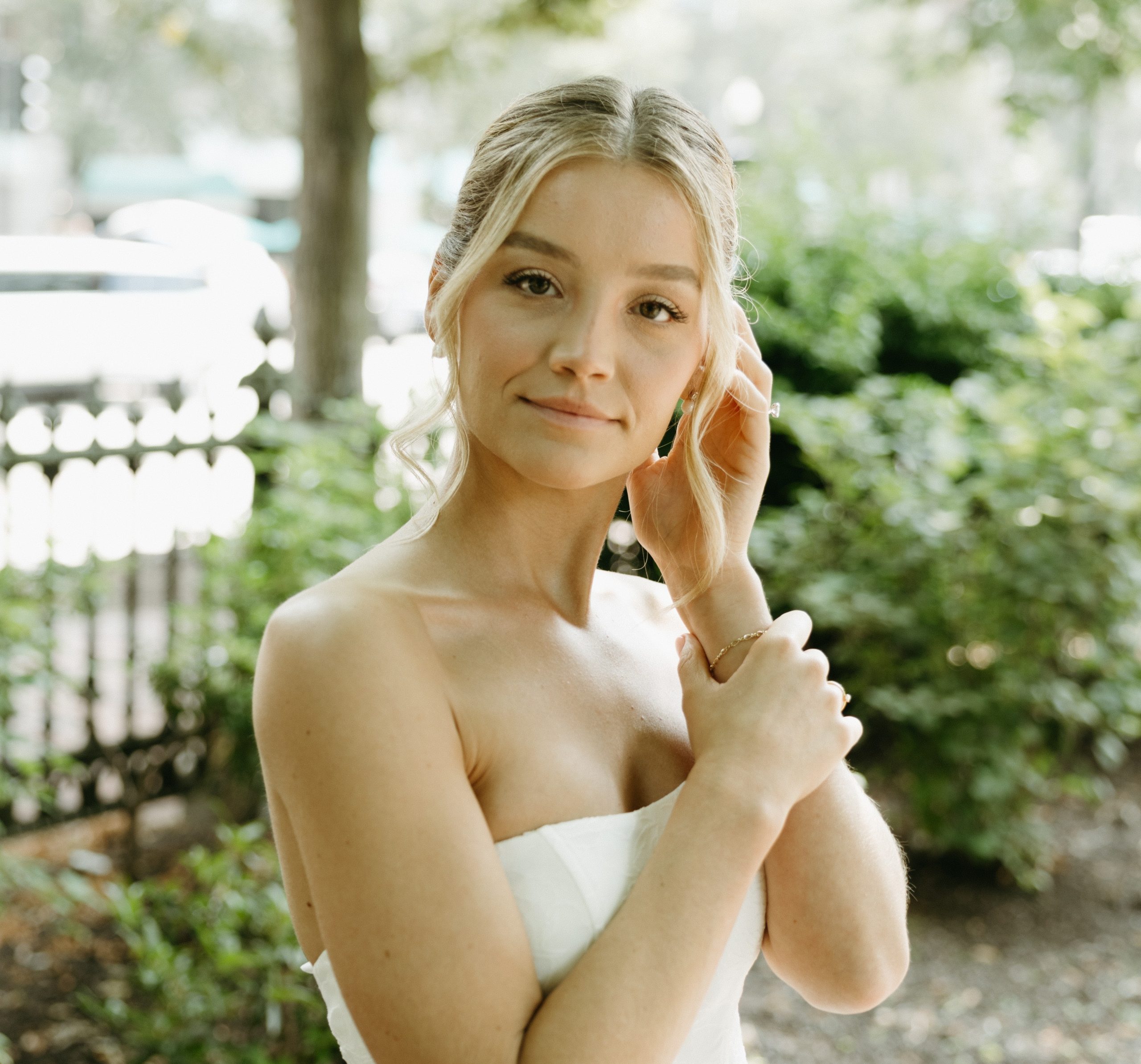 Soft glam bridal in Boston park