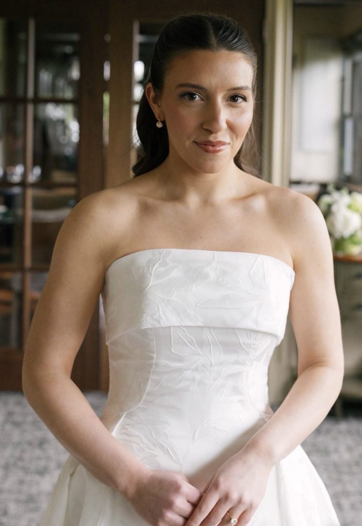 natural looking bride smiling